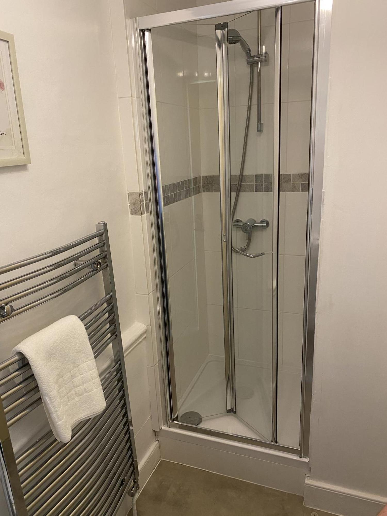 New Inn Hotel Lechlade Quarto foto